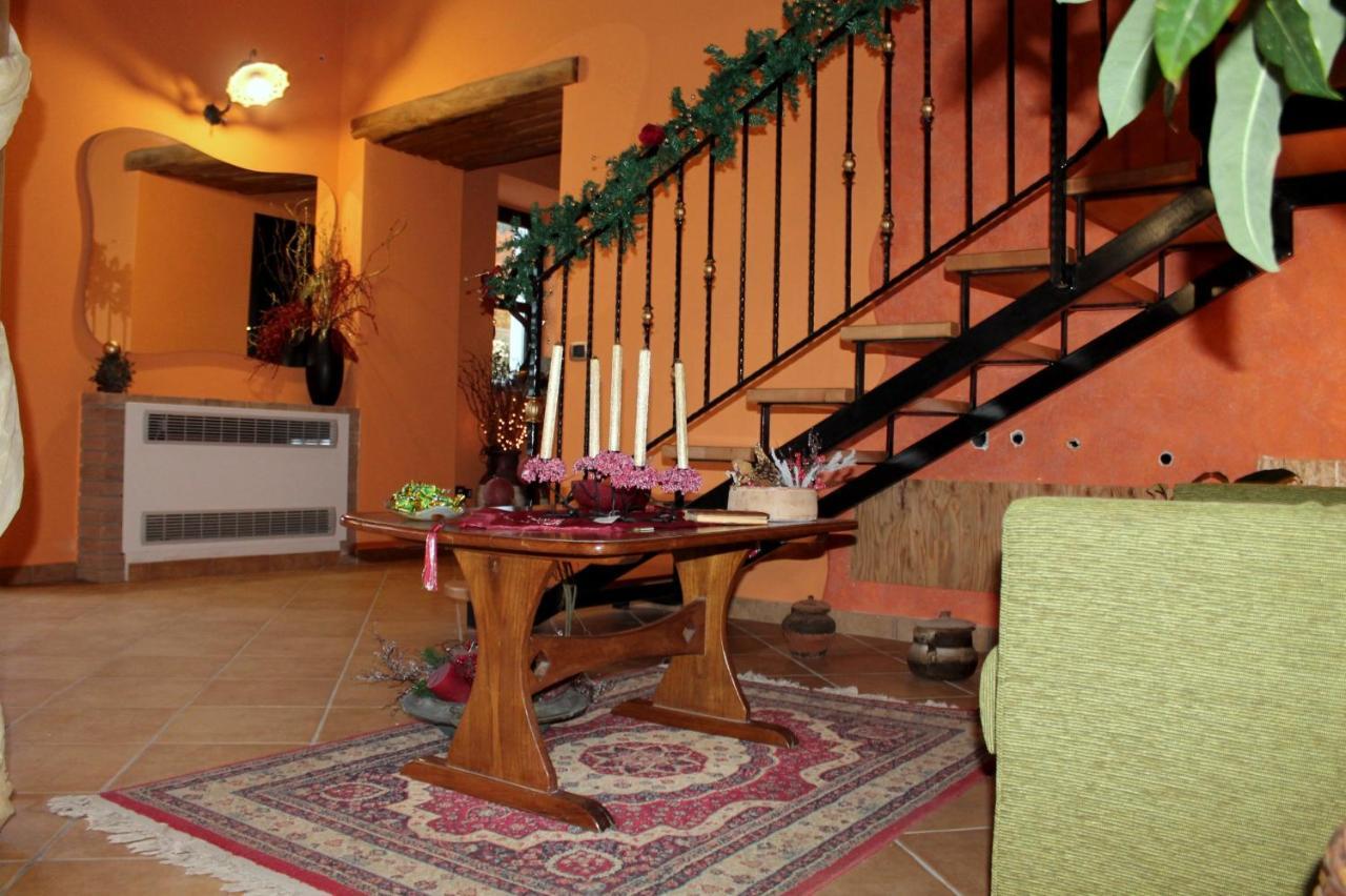Bed and Breakfast Antico Casale Gioiosa Marea Exterior foto