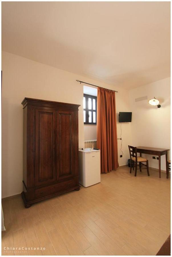 Bed and Breakfast Antico Casale Gioiosa Marea Exterior foto